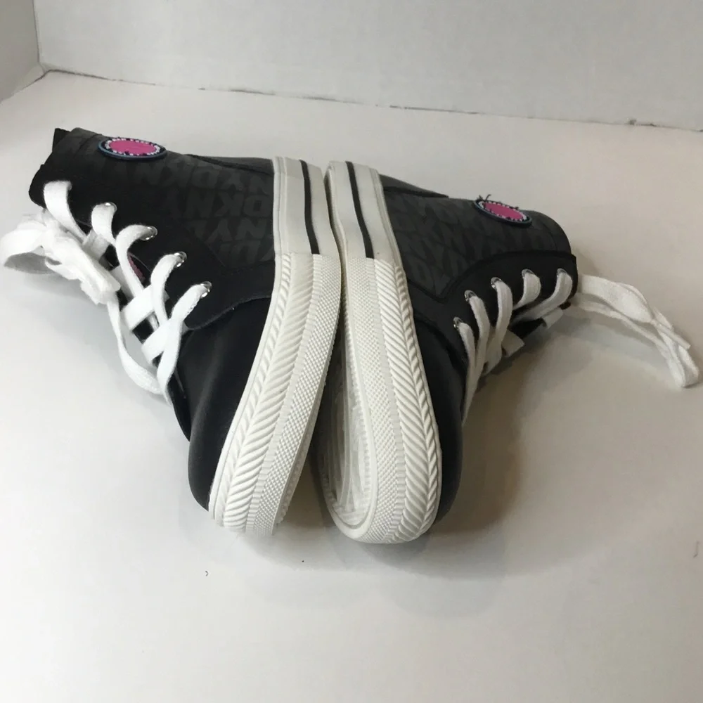 Kids DKNY Hannah Hightop shoes size 1